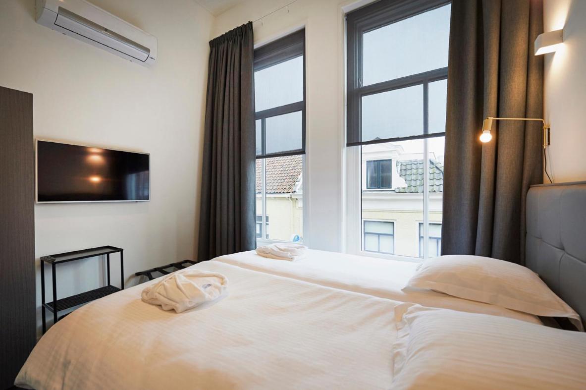 "De Bank" - Hotel Apartments Харлинген Екстериор снимка