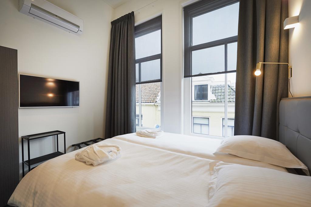 "De Bank" - Hotel Apartments Харлинген Екстериор снимка